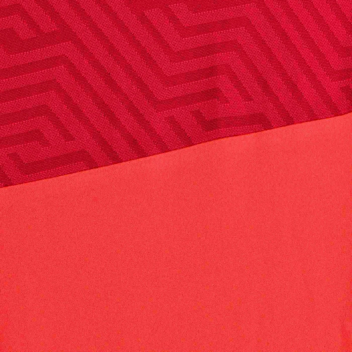 600101_600102-73660