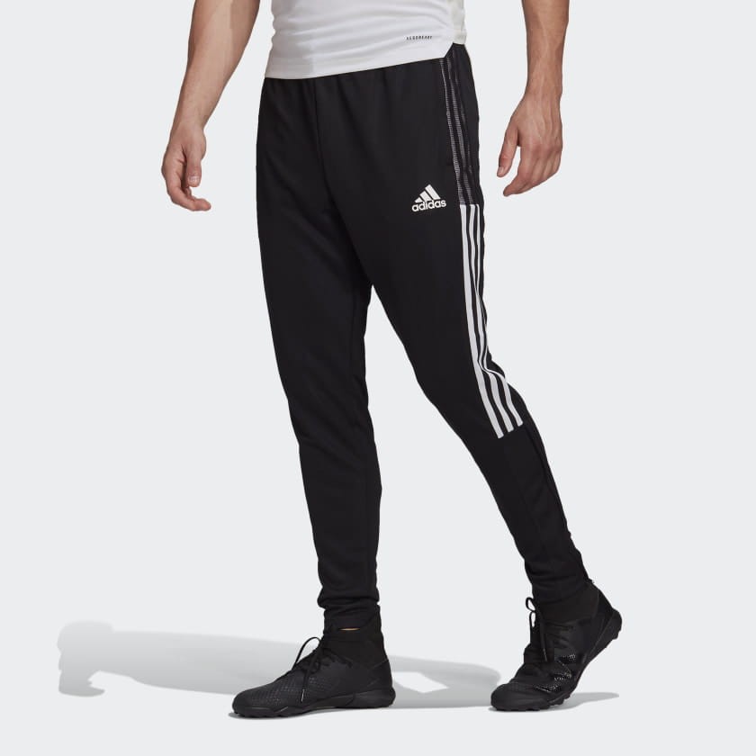 Tiro_21_Track_Pants_Czern_GH7305_21_model-15793