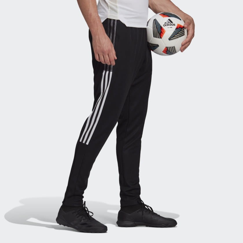 Tiro_21_Track_Pants_Czern_GH7305_25_model-15795