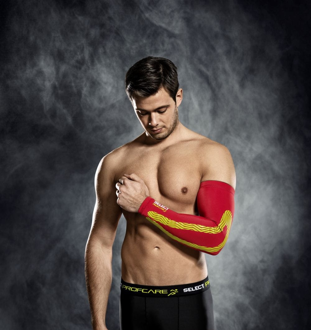 6610_compression_arm_sleeves_red_profcare-12304