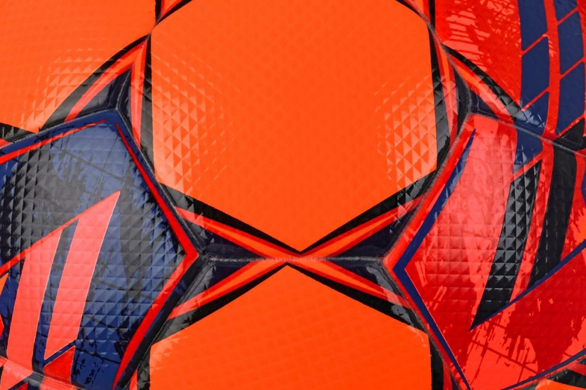 100025_orange-red_Brillant_Super_TB_v23_closeu-62464