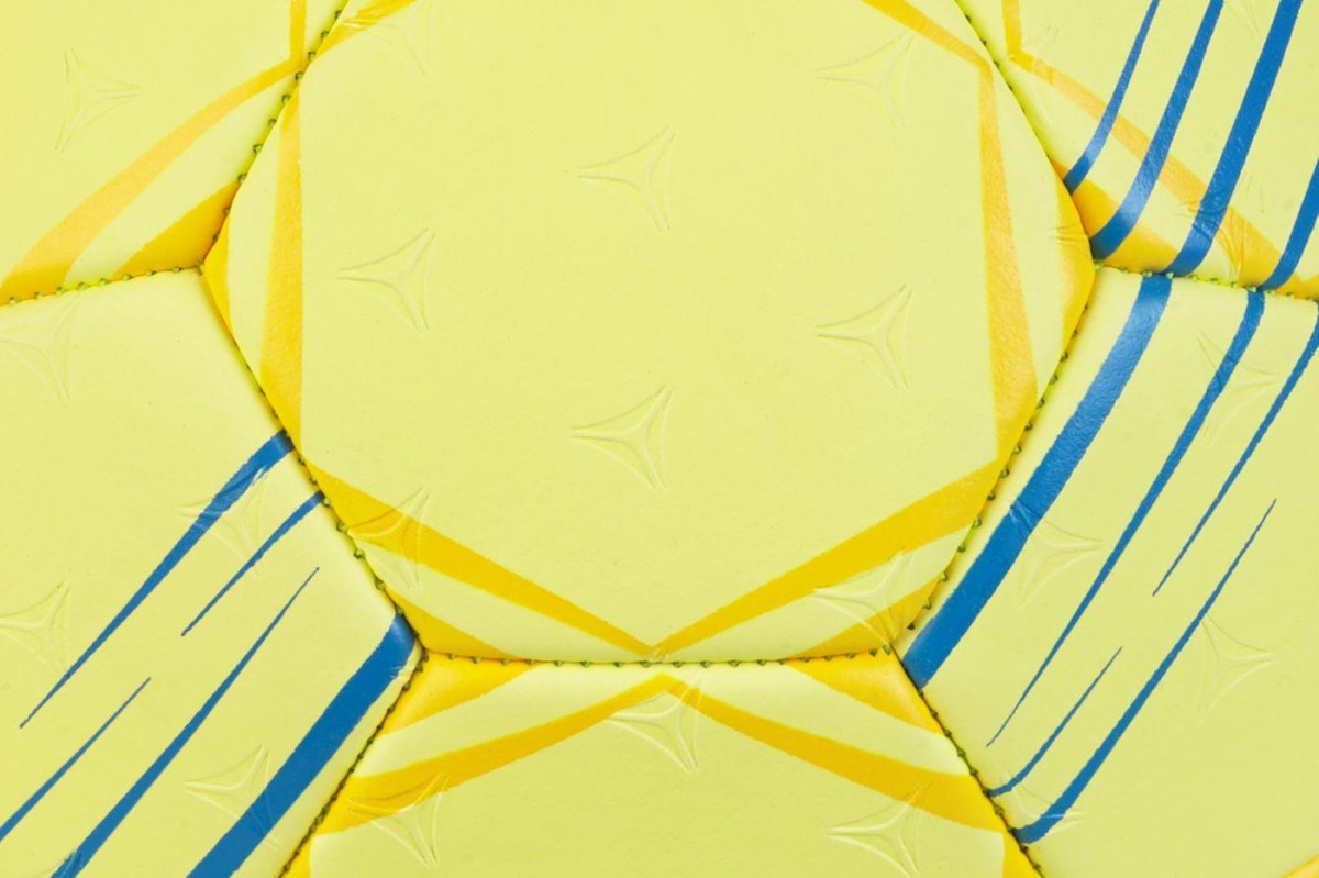 220038_yellow_Mundo_DB_v24_closeup-83860