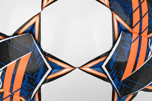 Contra_v23_white-orange_size_4_closeup-61014