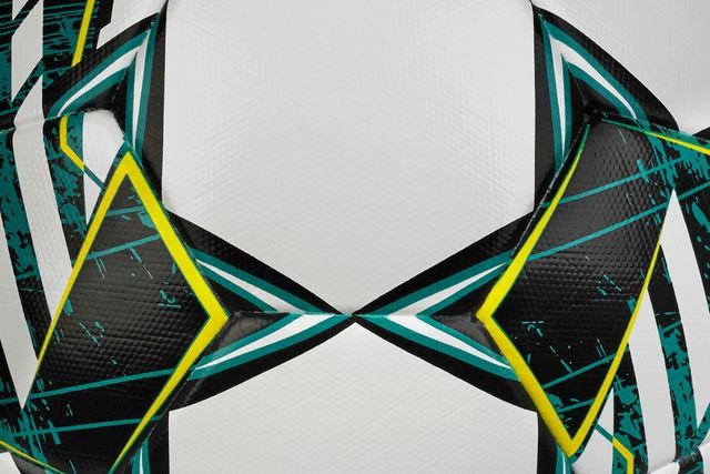 Match_DB_v23_white-green_closeup-50247